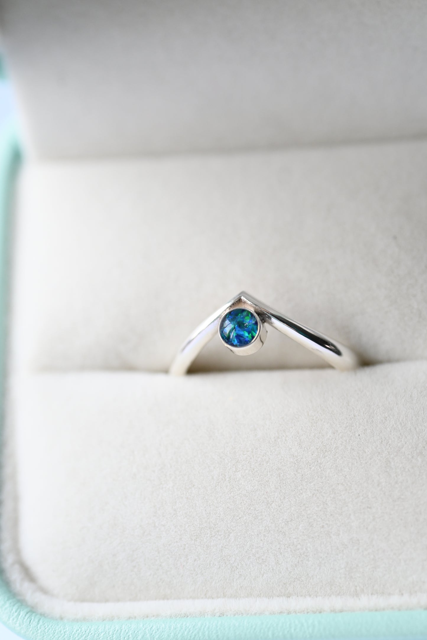 Wishbone Memorial Ring – Custom Ashes & Hair Keepsake | Sterling Silver or Gold