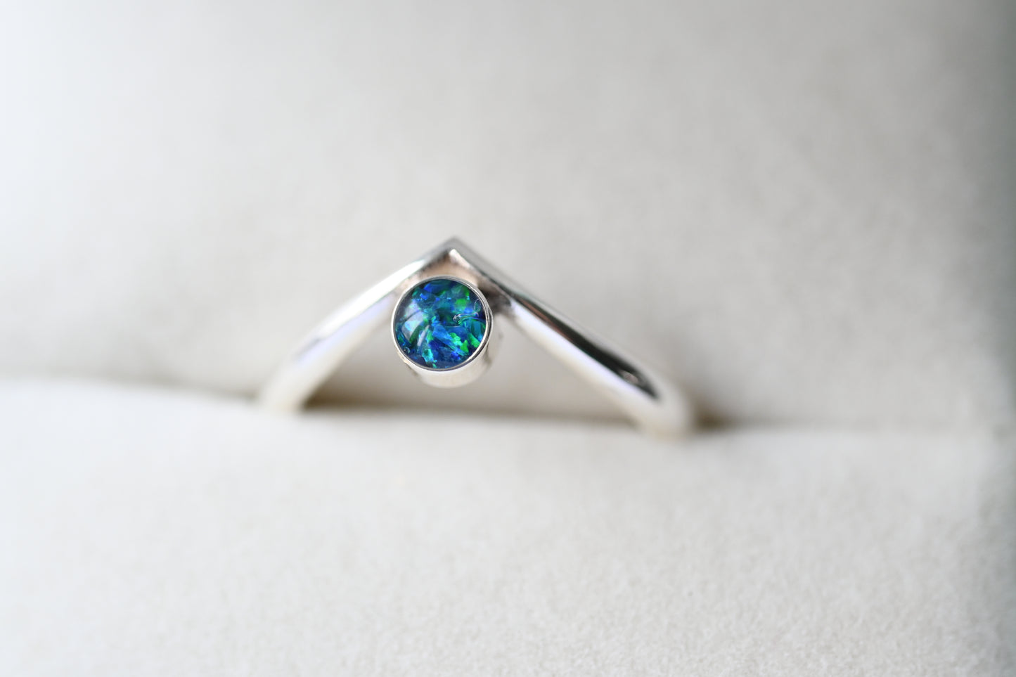 Wishbone Memorial Ring – Custom Ashes & Hair Keepsake | Sterling Silver or Gold