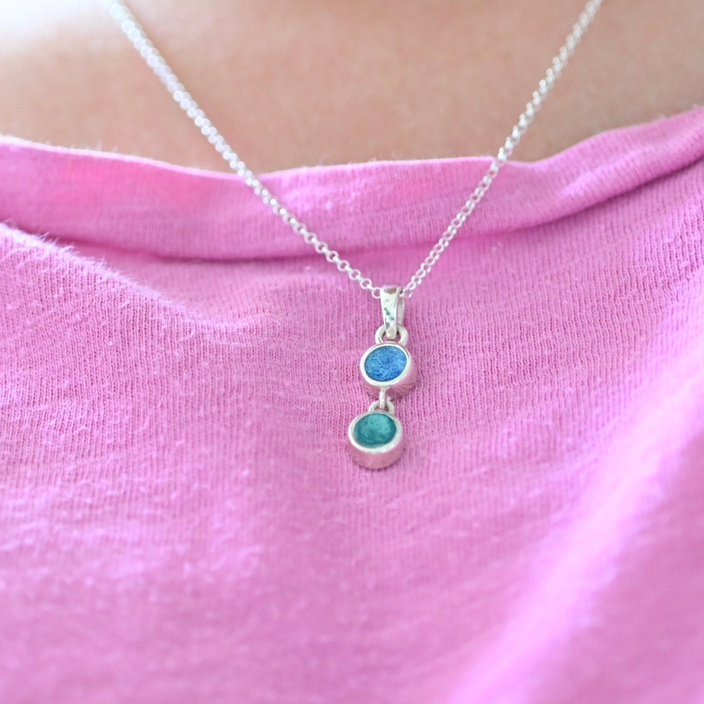 Double Round Pendant with Ashes – 925 Sterling Silver Memorial Necklace, Custom Gold Option