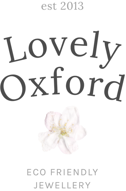Lovely Oxford Gift Card – A Thoughtful Way to Treasure Memories