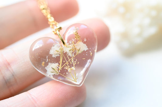 Resin Heart Pendant with Baby's Breath & Gold, Silver, or Rose Gold Flakes – Stainless Steel Chain, Handmade Jewellery, Perfect Gift for Her