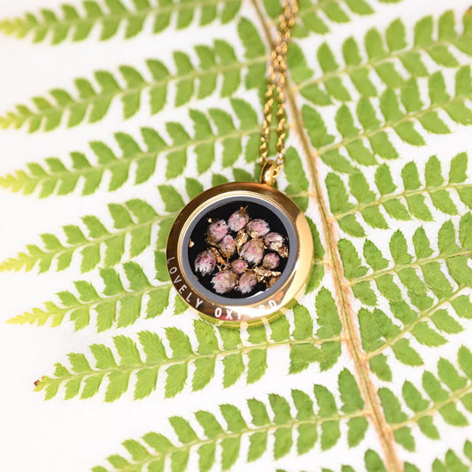 Wildflower Glass Locket 25mm Stainless Steel Necklace with Black Background – Nature-Inspired Jewellery