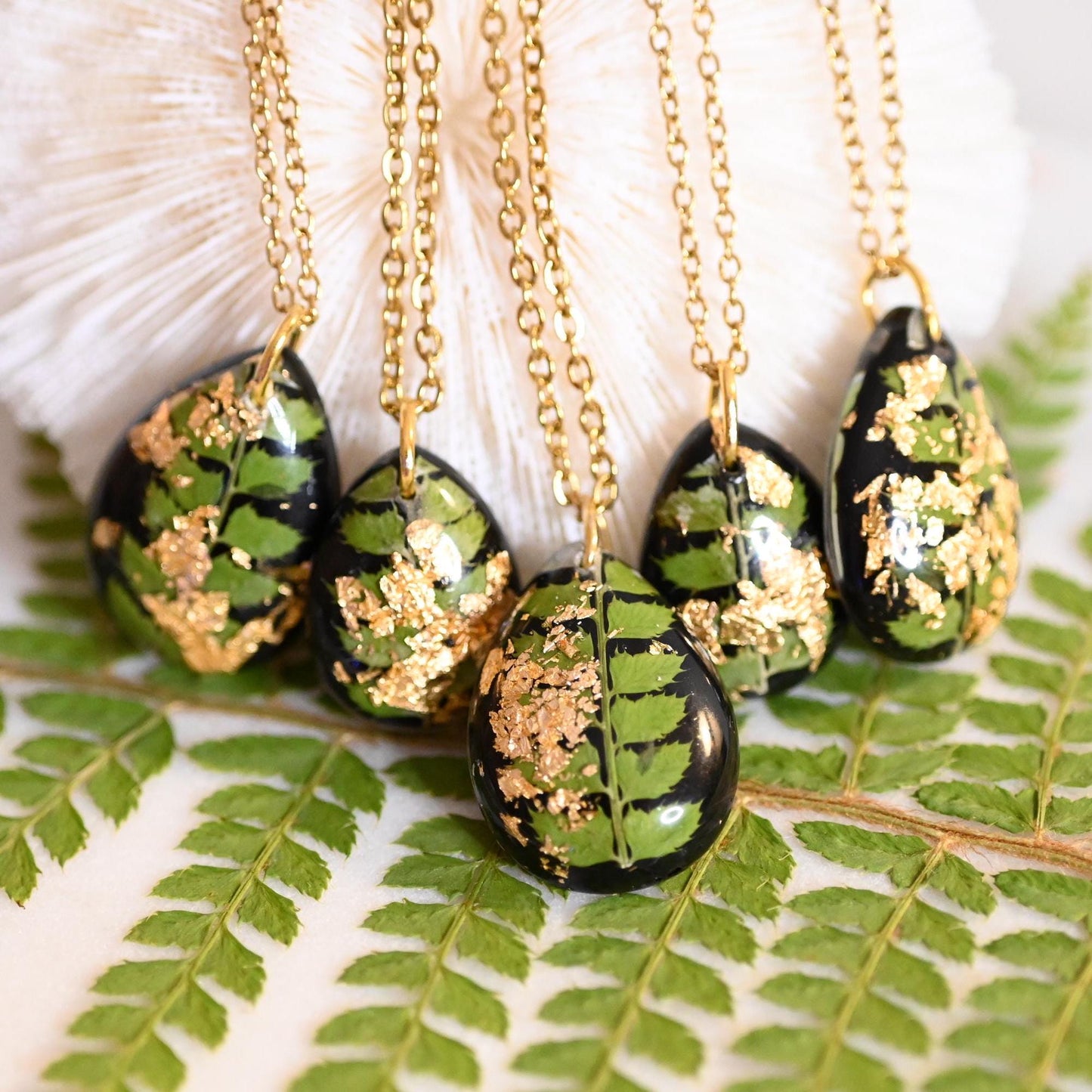 Black and Gold Teardrop Fern Pendant Necklace – Nature-Inspired Jewellery