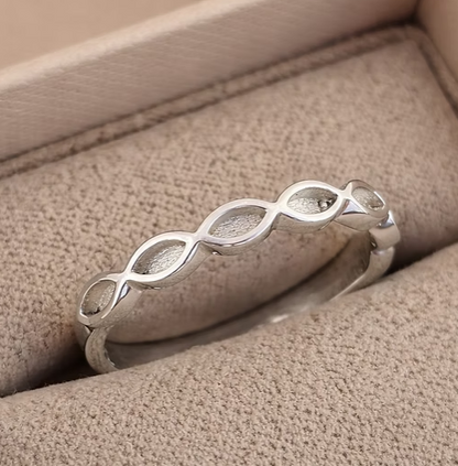 Half Plain Almond Eye 925 Silver Band Ring | Ashes, Hair & Fur Memorial Keepsake