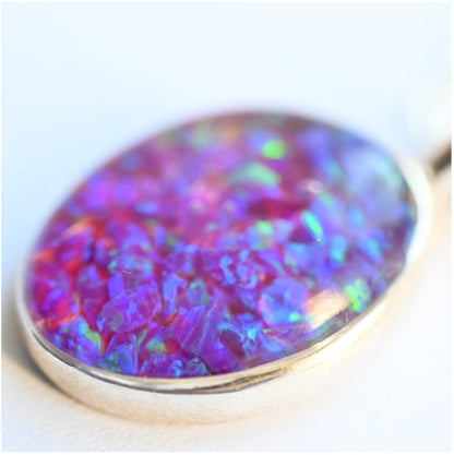 Personalised Memorial Opal Flake Oval Pendant with Silver Chain – A custom oval pendant containing opal flakes, suspended on a sterling silver chain for a timeless memorial keepsake.