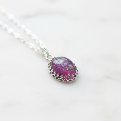 Custom Ashes or Opal Flakes Pendant in Sterling Silver – A unique memorial keepsake necklace with a 10x14mm stone, designed to hold ashes or opal flakes.