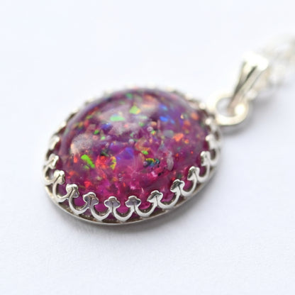 Close-up of Sterling Silver Necklace with 10x14mm Memorial Stone – A handcrafted sterling silver pendant featuring a 10x14mm stone with cremation ashes or opal flakes.